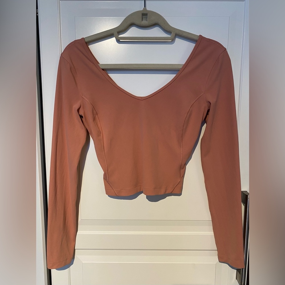 lululemon athletica Rose Long-Sleeve Crop Top